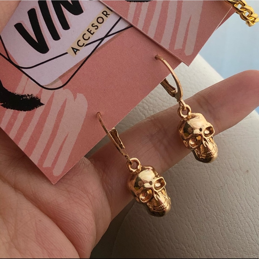 SKULL 💀 Huggie Earrings ✨